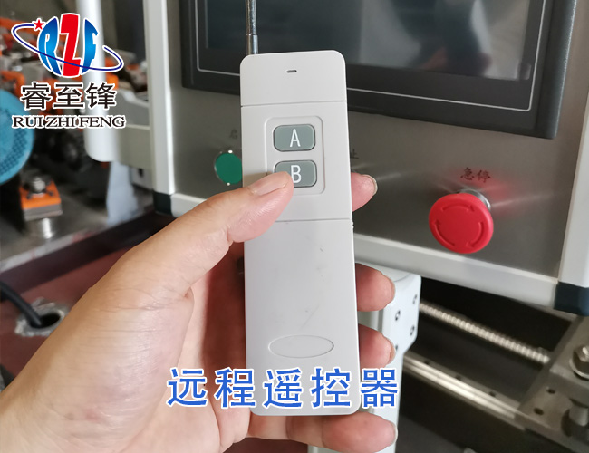 C型鋼檁條機